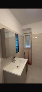 Jozef Apartments rana e hedhun shengjin - 6