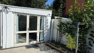 Affordable Private Sleep-Out Room 1 Own Entrance - 4