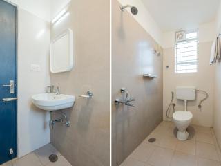 Hotel Royal Manyata - 8