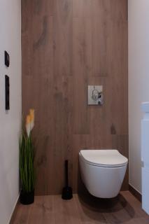 Modern Apartment with AC, Dishwasher and Walk-in Closet - 1