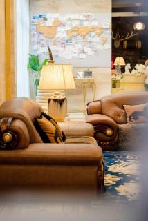 Cavalier Hotel Chongqing - 3