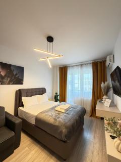 Q Executive Studios - Palas Mall Signature Collection - 9