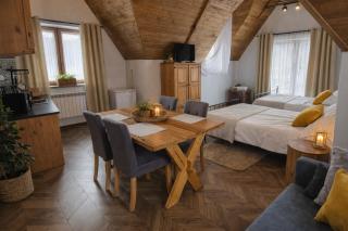 Domek Gabi z balią w ogrodzie - 4