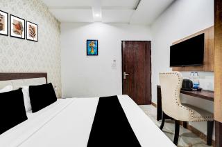 Super Townhouse Golden Temple Amritsar Formerly A Star - 1