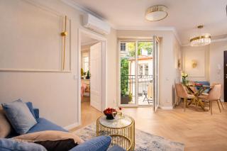 Old Town Apartment with Private Rooftop Jacuzzi and the Sky Views ! Balcony AC WiFi Parking - 6