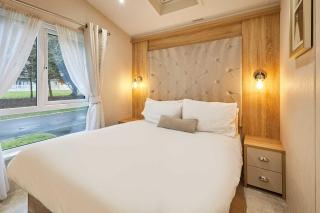 Brians Lodge with Hot Tub - 7