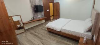 Govindam Hotel And Restaurant - 2