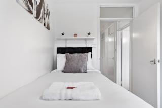 4 Bedroom Fully Furnished House - Longer Stay Offers - Contractor Digs - NEW - 3