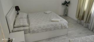 Business District Apartment - 8