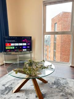 Comfortable 2-Bedroom Flat close Etihad and Coop Live - 7