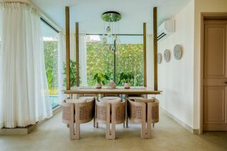 Staymaster Casa D'amaaya 4BR Field View Pool - 2