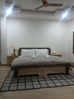 Ima Sadhana Hotel - Aesthetic Sunlit Rooms in Upper Tapovan With Free Airport Pickup for bookings more than 7 nights - 3