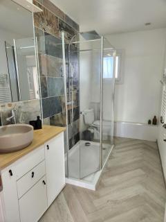 Mareva House - Discreet with parking - 3