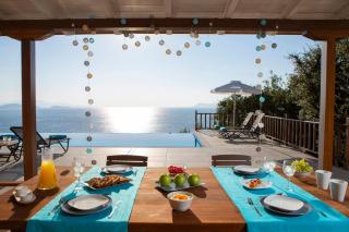 Villa Massalia - Infinity Lap Pool with Majestic Seaview and sea access - 6