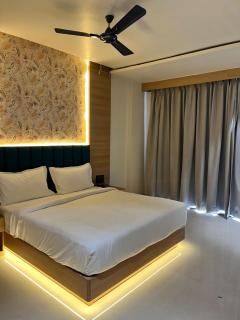 Hotel Yashdhan International - 7