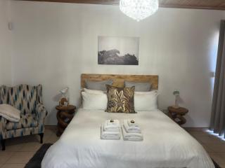 Poseidon Beachfront Holiday Home - 1