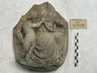 Helle Räume mit großzügigen Fenstern, die für viel Tageslicht sorgen - 1