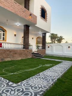 The Palace Guesthouse - 7