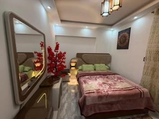 12 عباس العقاد - 0