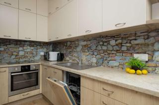 Cozy Apartment with Balcony near PGE Narodowy by Noclegi Renters - 1