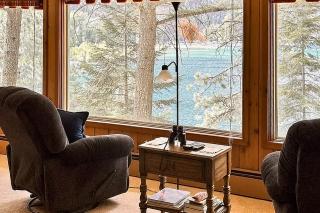 Vesper’s Lakeview - 2