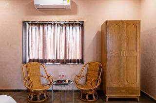 ELIVAAS Tuscun Villa Pet-Friendly with Pvt Pool and Lawn - 2