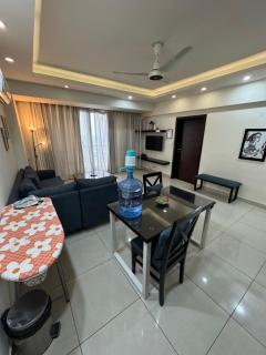 UNA Services - Elysium Apartments - 3