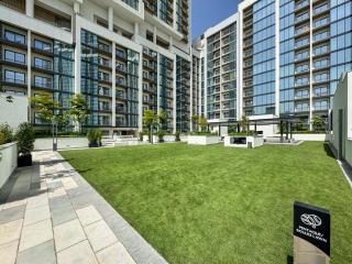 Royal Vista - Stunning 1BR apartments with 5 Star Amenities - 5