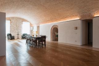 Pavillon Apartments - 8