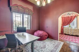 Pool, Peacocks & Views! Lavish Retreat in Gilroy - 3