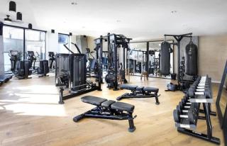 2Bed Apt View of Hollywood Sign & Rooftop Pool - 5