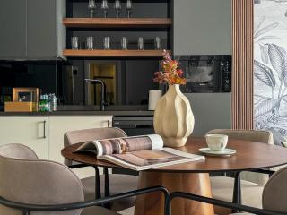 Qoople Prive Apartments Just Steps from the Sea - 2