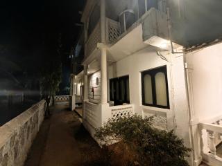 La Petite Boutique Hotel Bogmalo - Near Beach and Airport - 4