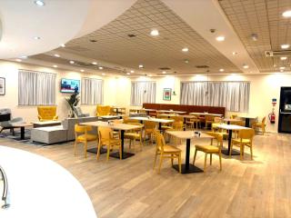 Garner Hotel Rotherham East by IHG - 5