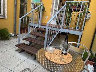 Artist Apartment - 8