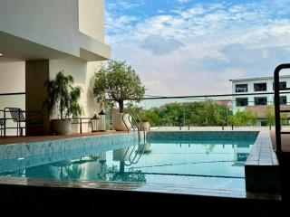 Central Vientiane, Quiet and Convenient - 1