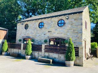 Pingle Nook Barn on the Farm - Denby Dale - 0