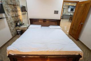 Simply yours I 3BHK by Homeyhuts 4F I Near beach - 4