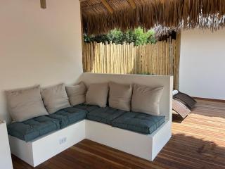 Tiki Pool's Bungalows - 6