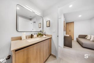 Rooftop Pool - Luxury Condo - Den with City Views - 2