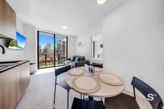 Rooftop Pool - Luxury Condo - Den with City Views - 1