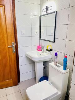 Iwawe House 10 min Airport Fast WiFi and KGL Hotspot - 7