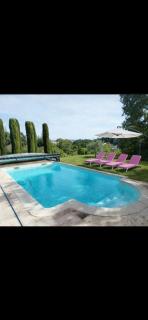 Maison de charme avec piscine - 0