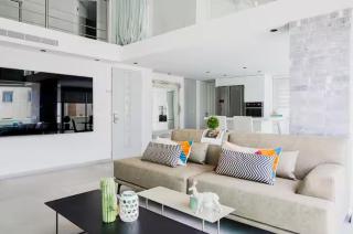 Two minutes walking to the beach! - 8