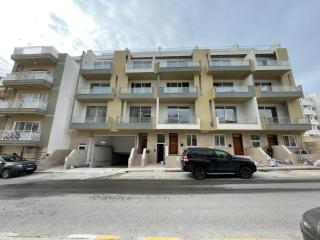 St Julians`s Boho Apartments - 9