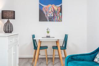 Albyn Retreat - Donnini Apartments - 8