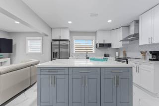 4 Ensuites Bed + Minutes to Anna Maria Island - 4