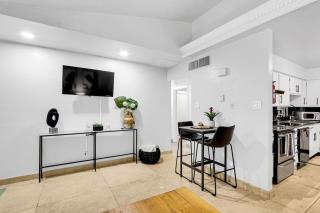 Kentucky Urban 2BR Near Downtown El Paso - 2