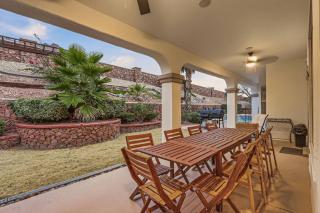 Eagle Point Mountain View Retreat w Pool - 1
