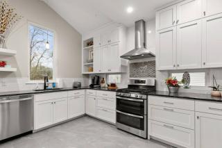 2BR 2BA South Lamar Gem, Near Zilker and Town Lake by Austin Vacay - 7